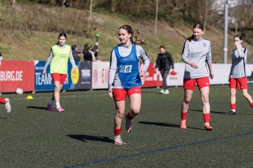 Bild 92 - wBJ Eimsbuettler TV - VfL Wolfsburg : Ergebnis: 1:3